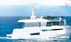 亚诺动力艇新型号Velasco 43 中国首秀